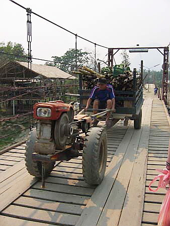 holztransport_vang_vieng